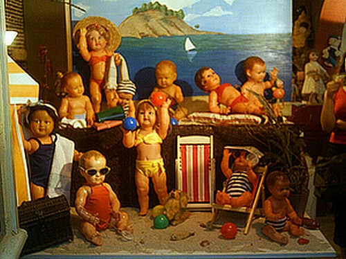 http://cliniquedepoupees.viabloga.com/images/p1%20(2).jpg